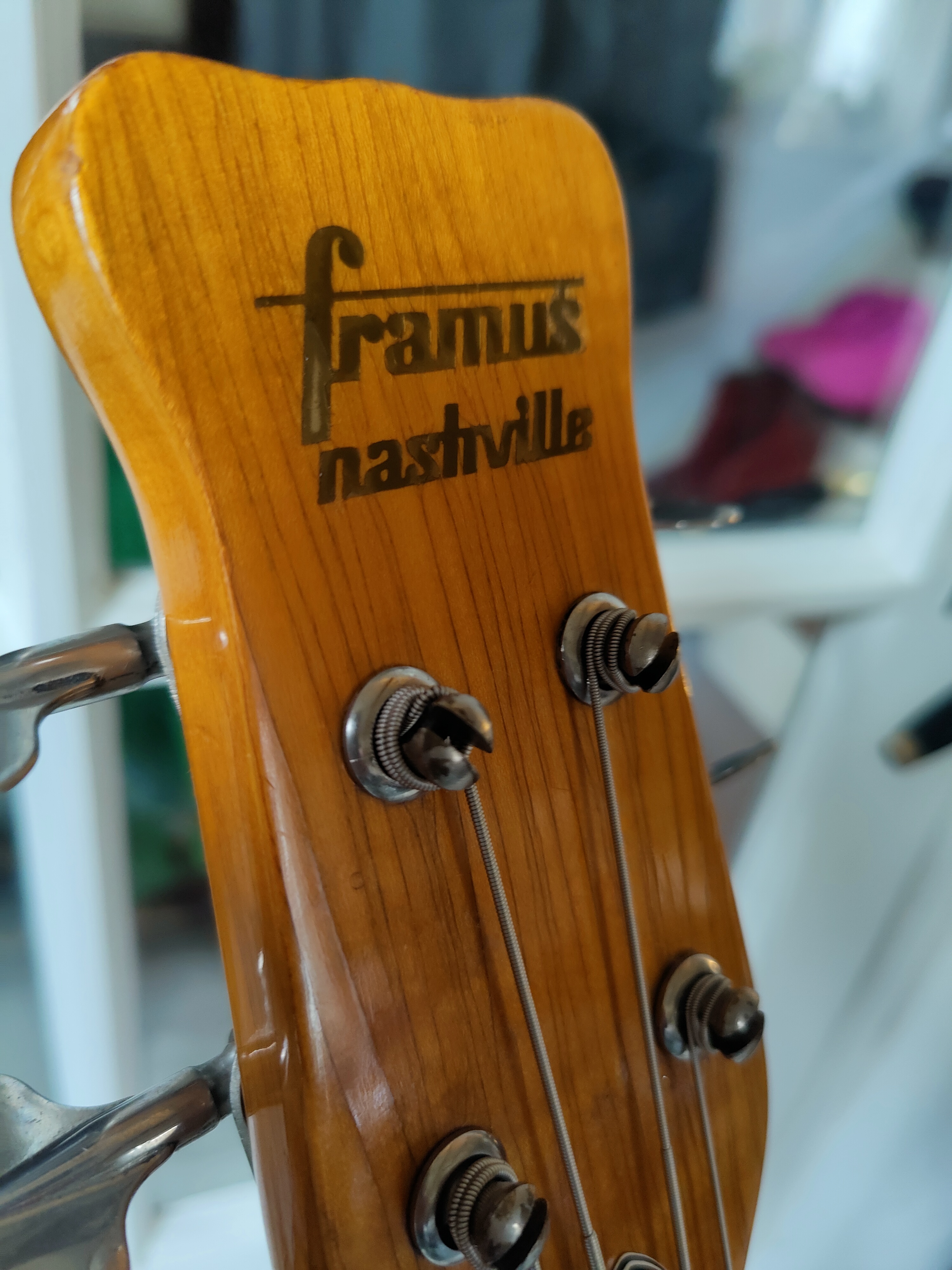 Framus Nashville Standard de Luxe bass